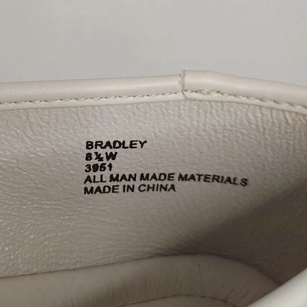Cloudwalkers Bradley Shoes 8.5W Cream Perforated Ballet Flats Comfort